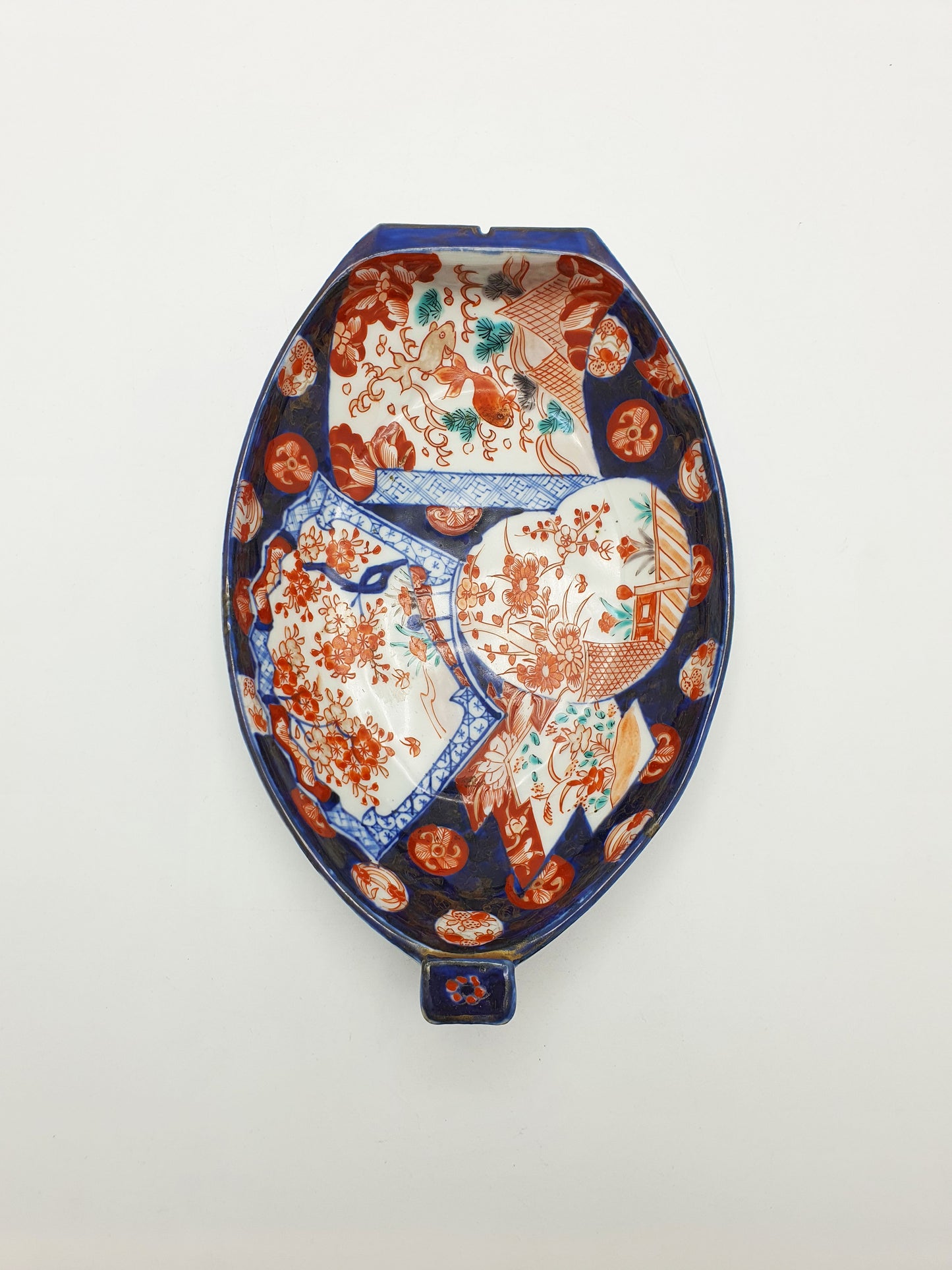 Lovely Antique Japanese Imari Porcelain Boat-Shaped Dish – circa 1900
