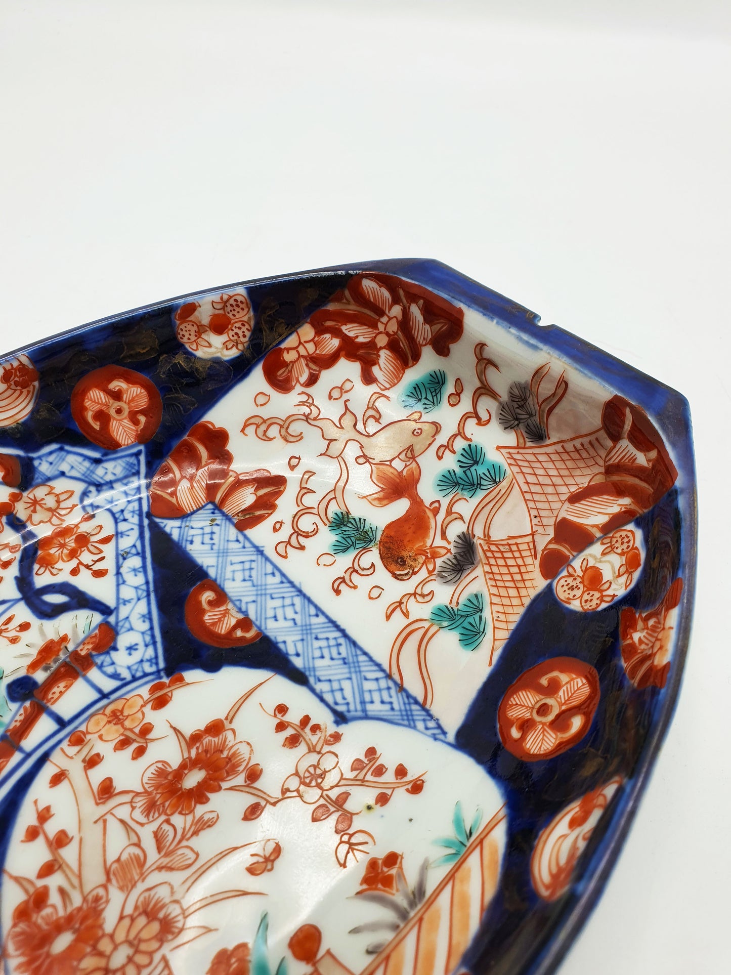 Lovely Antique Japanese Imari Porcelain Boat-Shaped Dish – circa 1900
