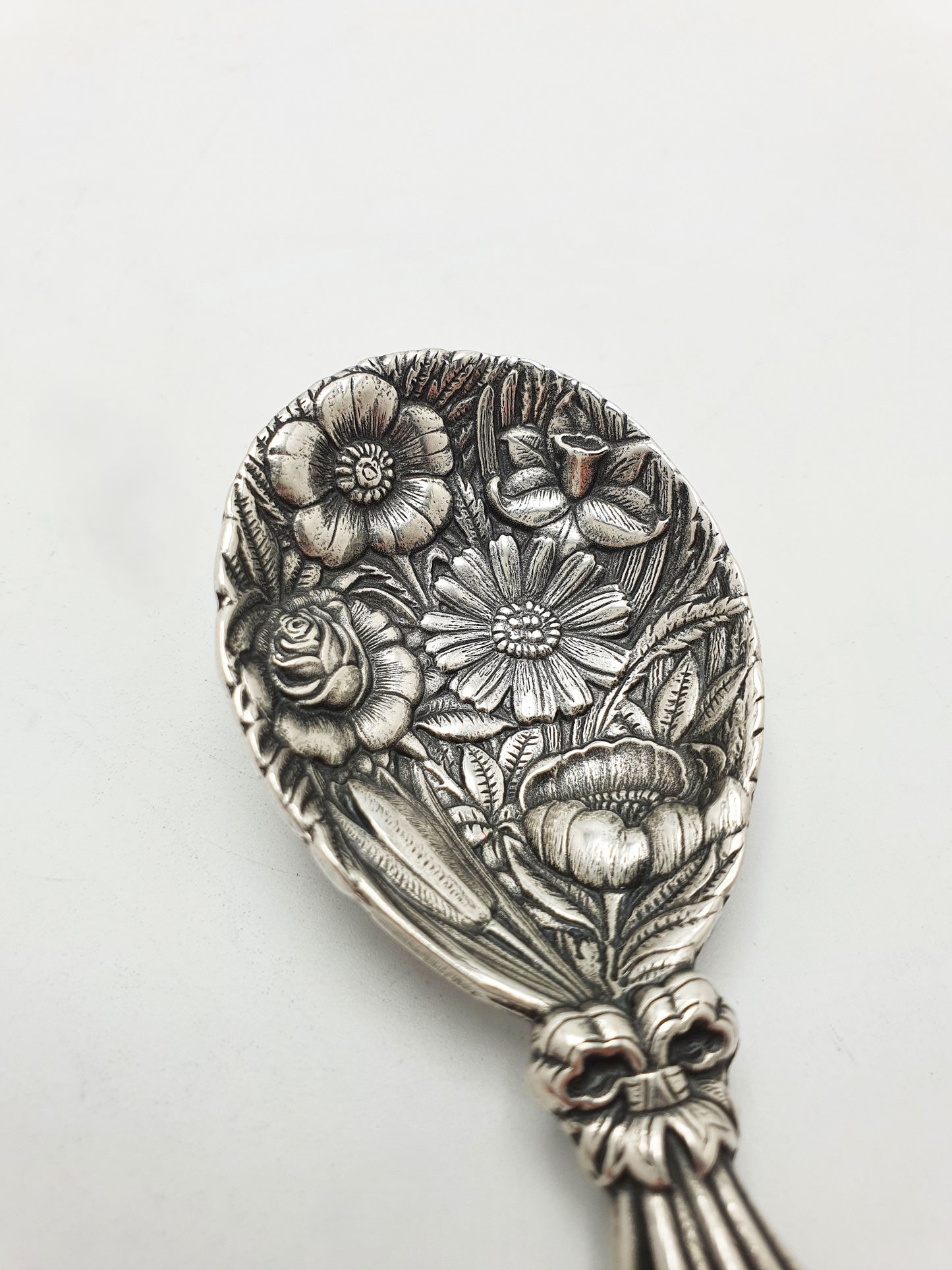 Unusual Gianmaria Buccellati Italian Sterling Silver Floral Caddy Spoon – circa 1960