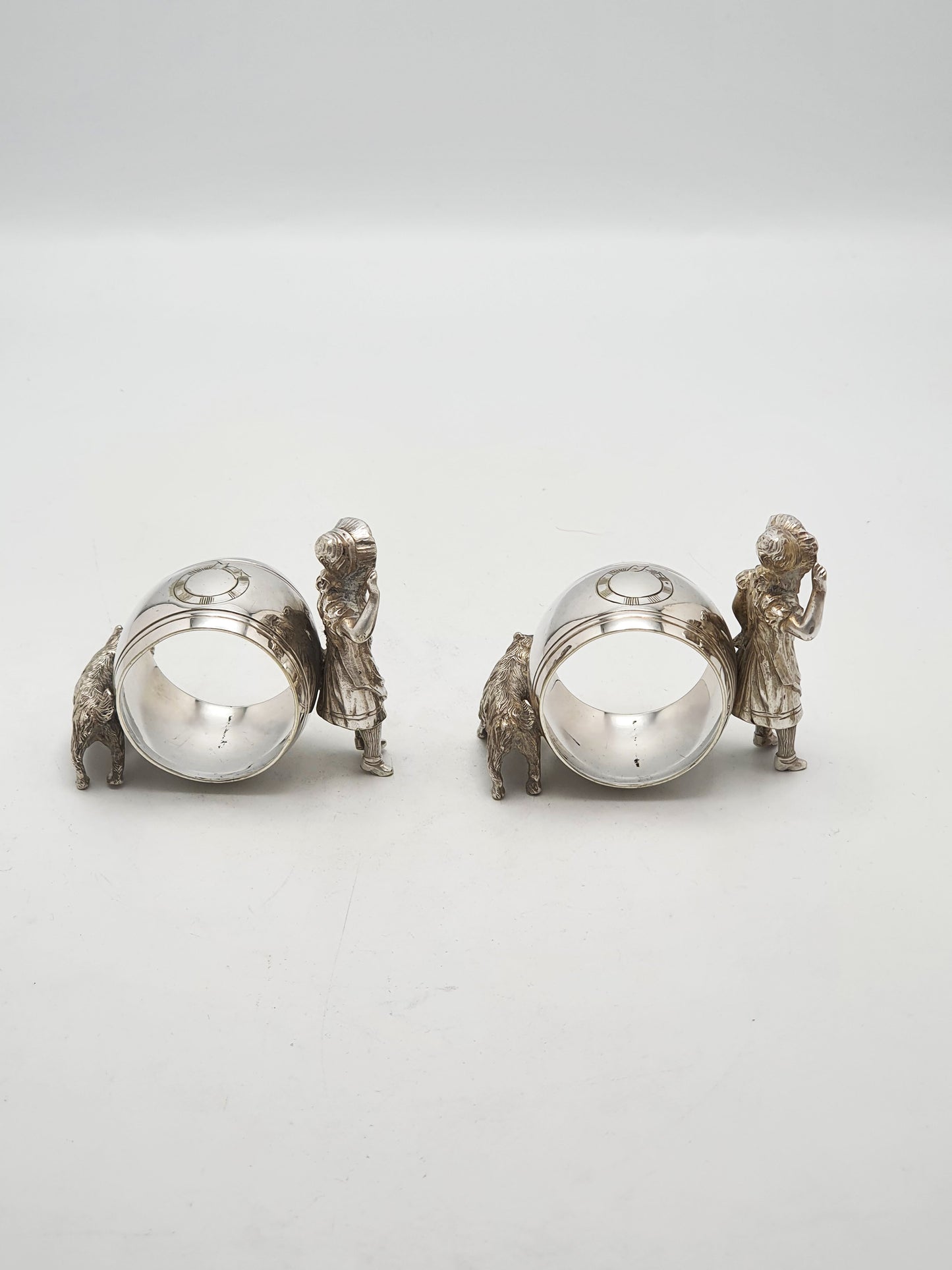 Lovely Pair of Antique Victorian Silver Plated Figural Napkin Rings - 1891