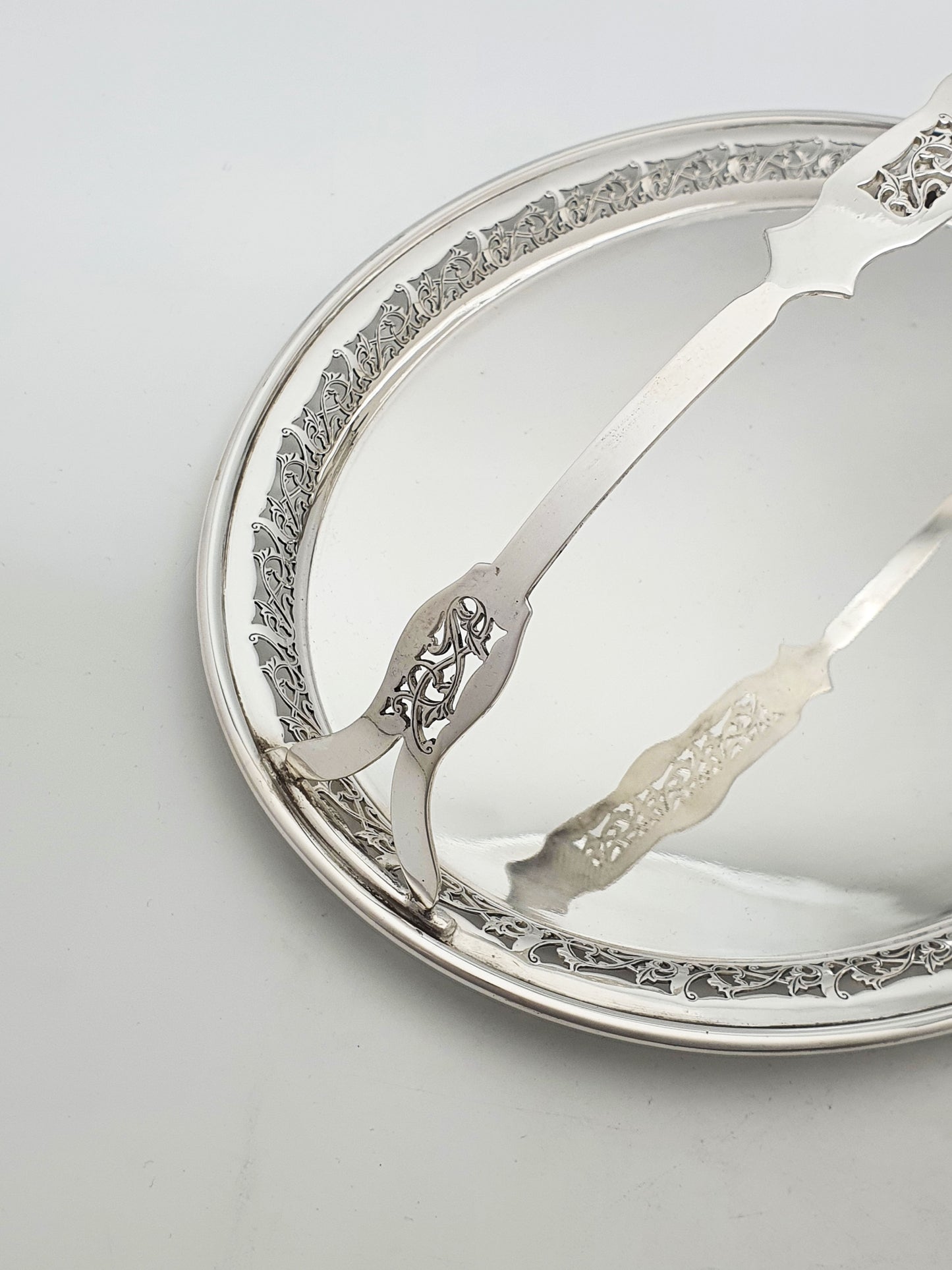 Lovely Antique Edwardian Silver Plated Drinks Tray - circa 1905