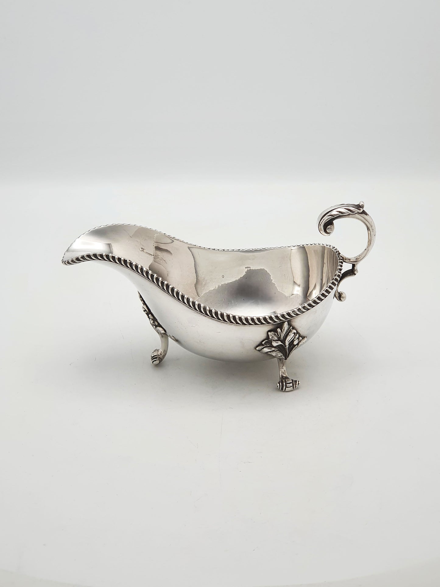 Pair of Antique Silver Plate Sauce Boats with Ornamental Leaf Detailing – circa 1920