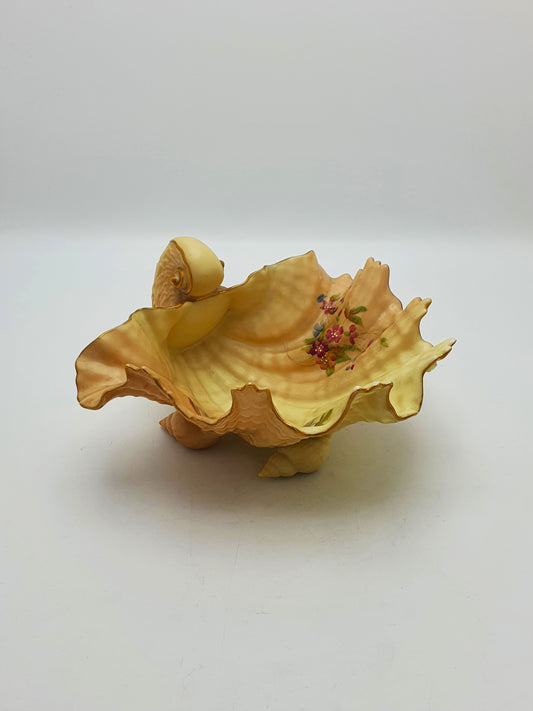 Royal Worcester Blush Ivory Shell Dish with Gilt Edge and Floral Sprays – 1900
