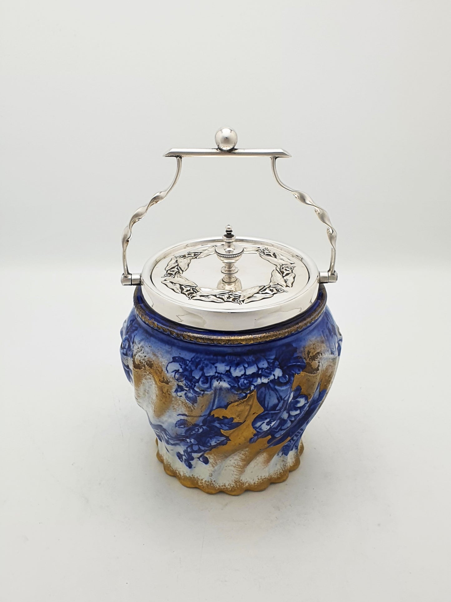 Lovely Antique Edwardian Flow Blue & White Biscuit Barrel – circa 1905