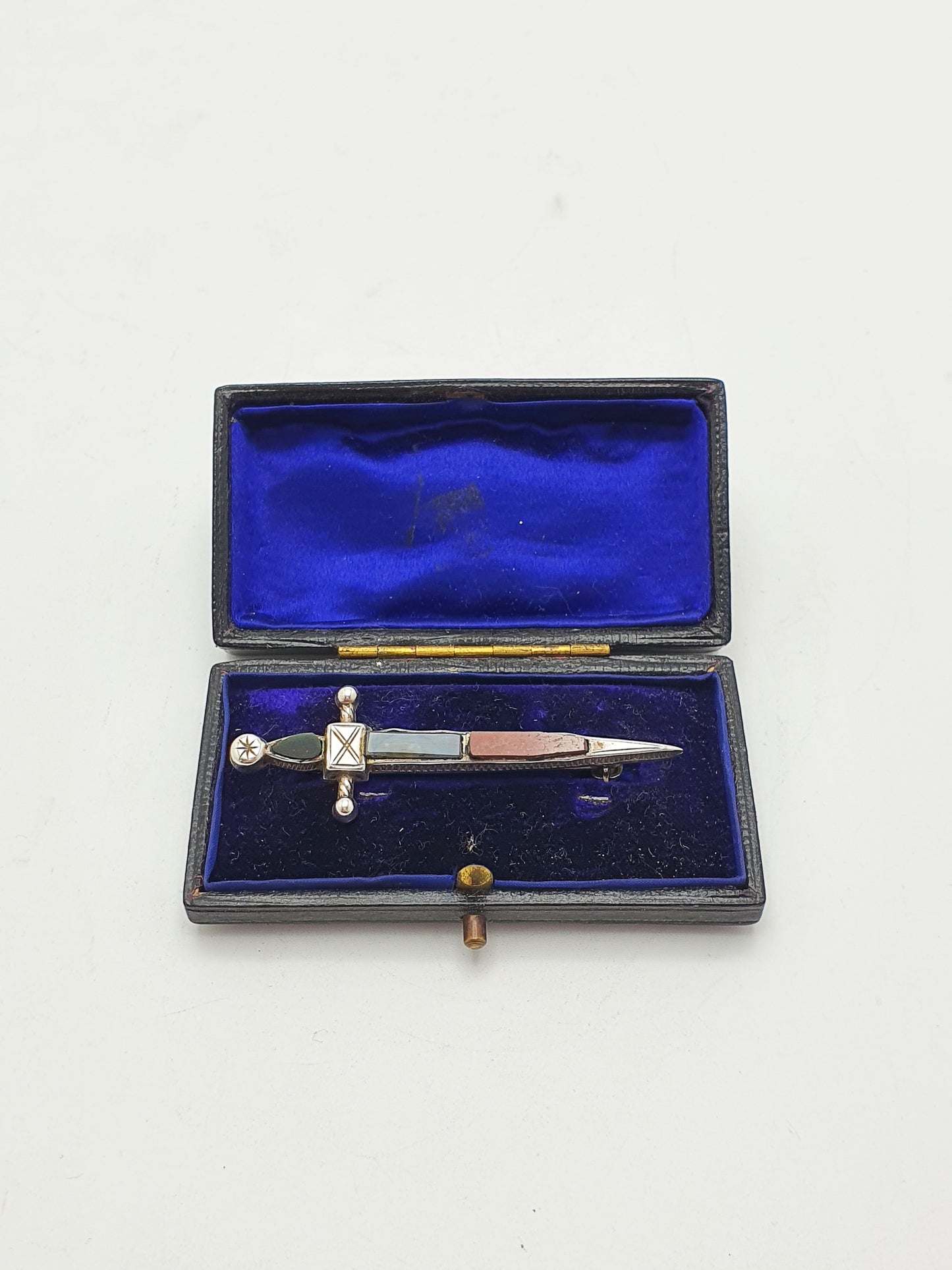 Scottish Sterling Silver Dirk Kilt Pin With Hardstone Inlays – 1960