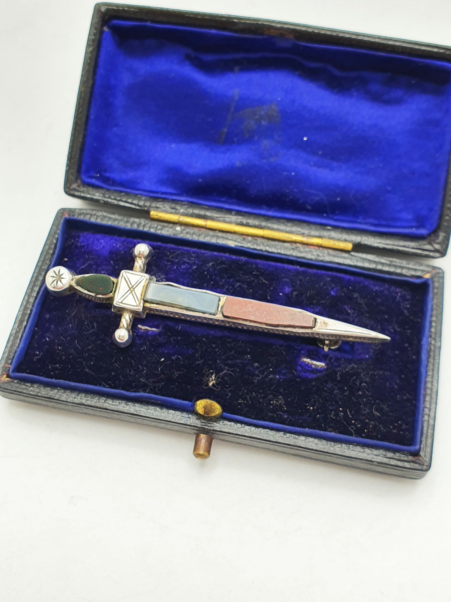 Scottish Sterling Silver Dirk Kilt Pin With Hardstone Inlays – 1960