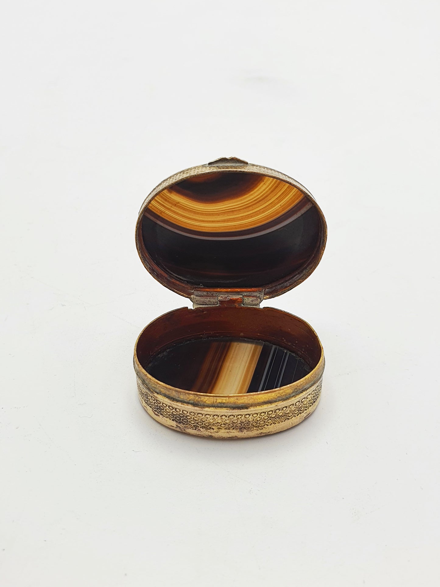 Lovely Antique Victorian Oval Agate And Gilt Brass Box – circa 1890