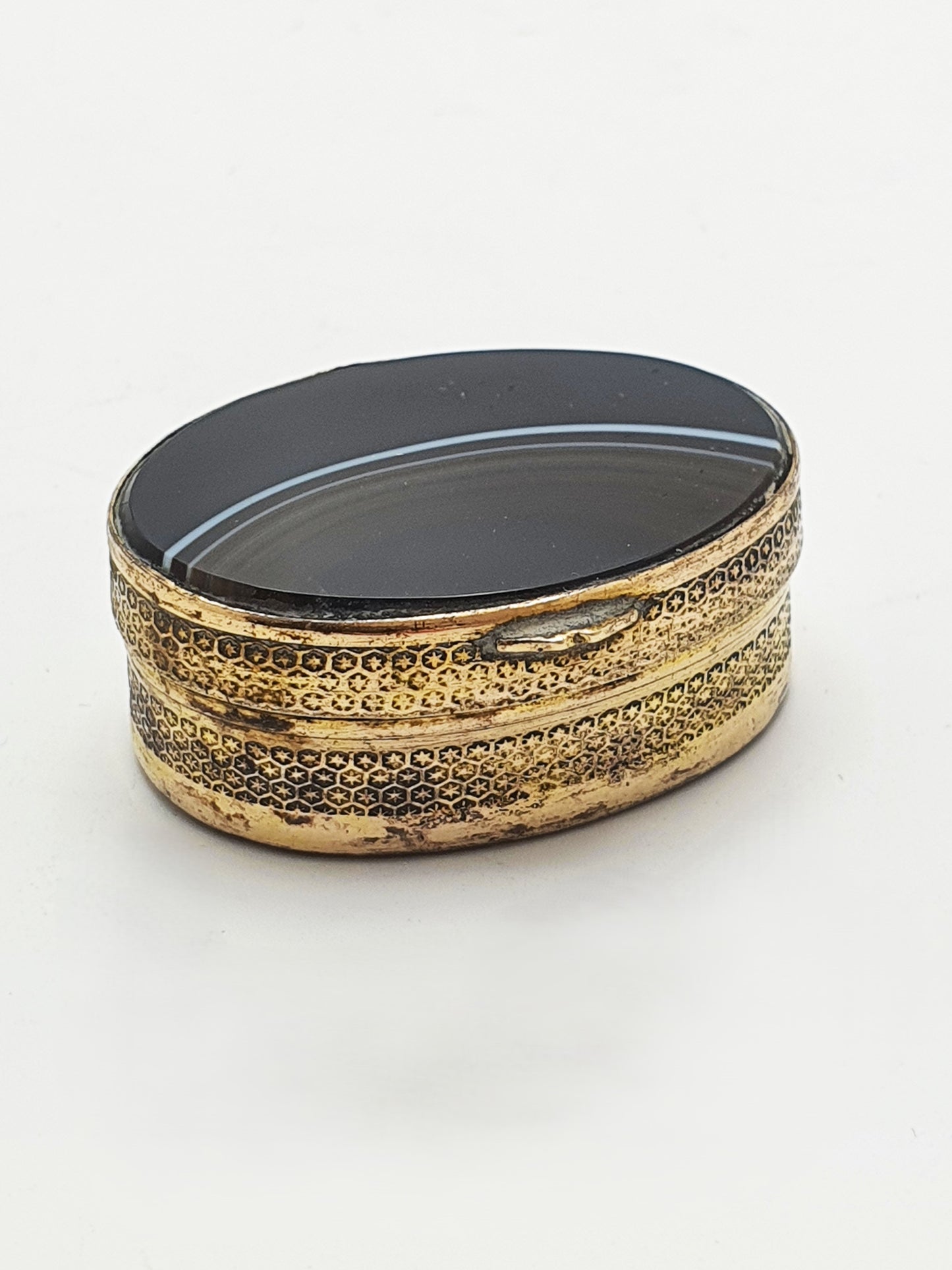 Lovely Antique Victorian Oval Agate And Gilt Brass Box – circa 1890