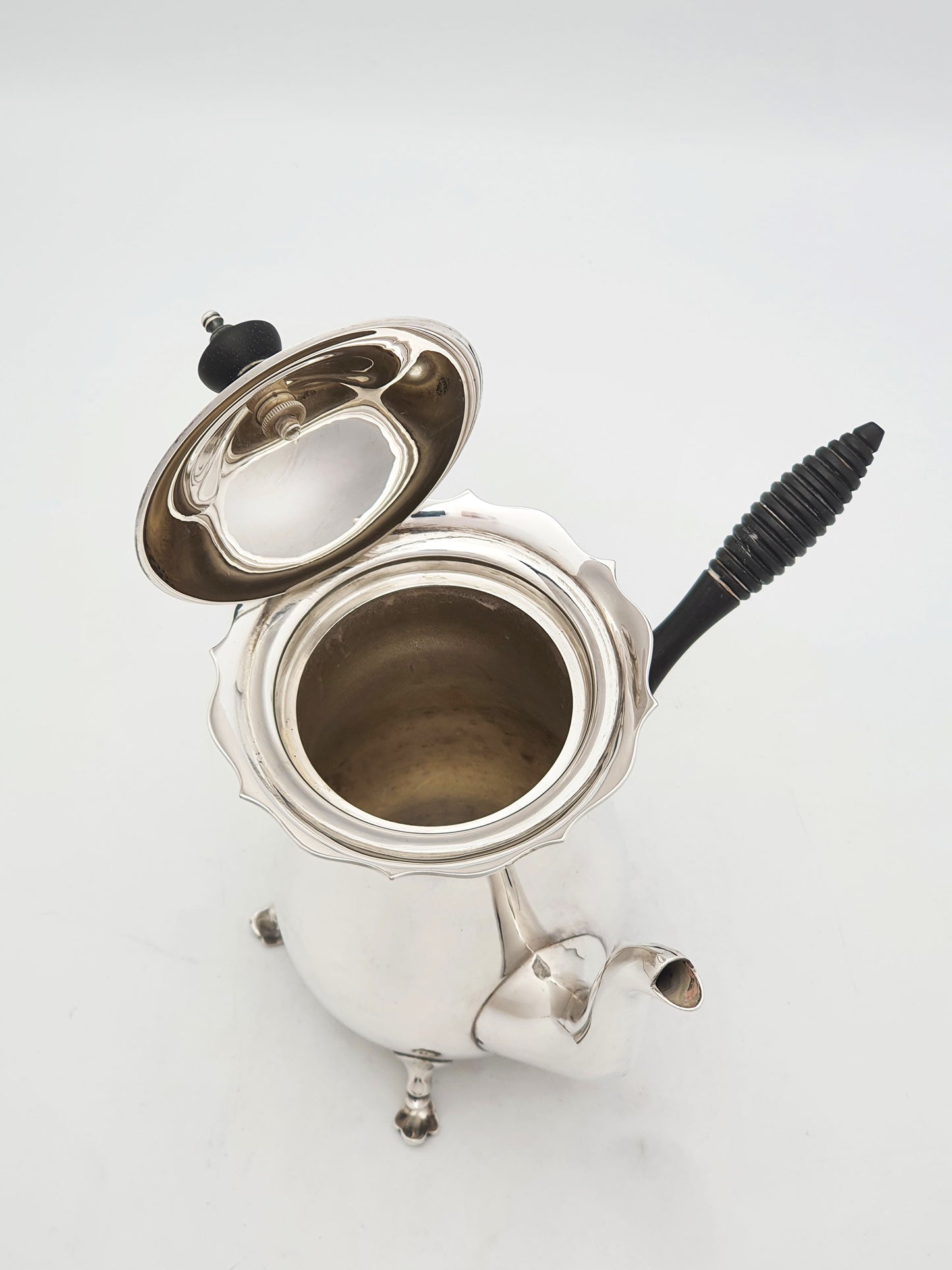 Gorgeous Pair of Antique Edwardian Café Au Lait Pots – circa 1905