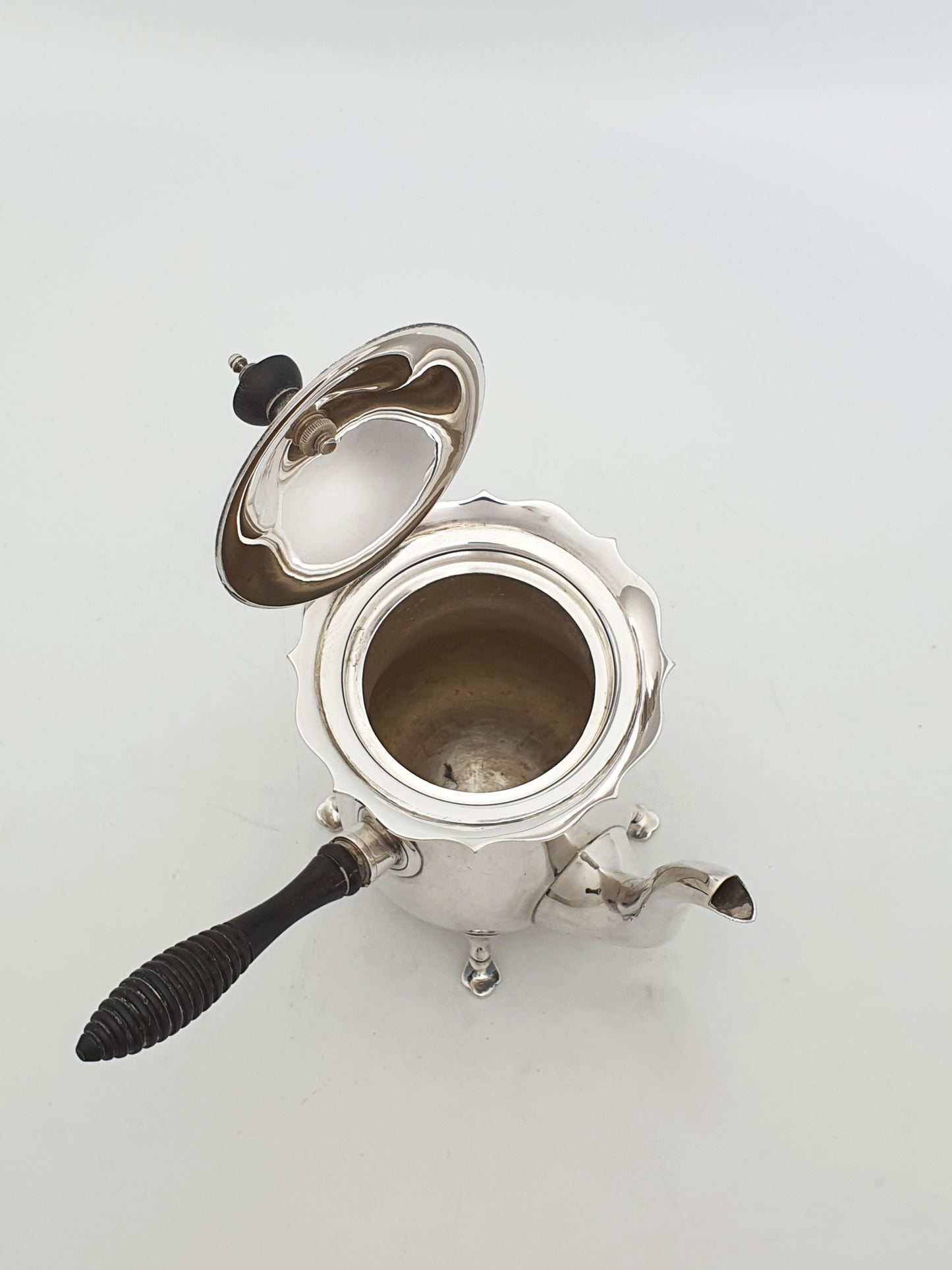 Gorgeous Pair of Antique Edwardian Café Au Lait Pots – circa 1905