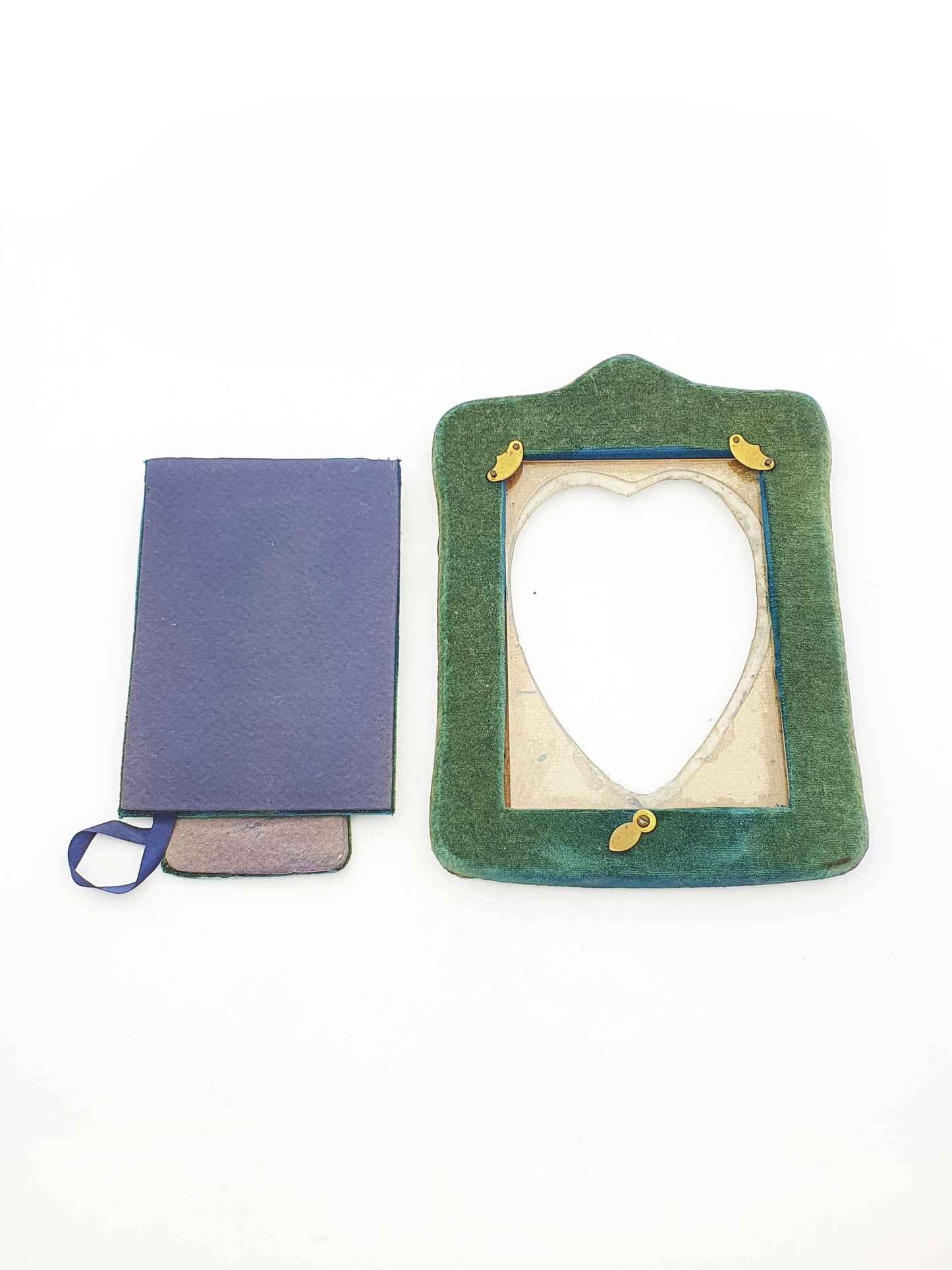 Lovely Sterling Silver Elizabeth II Heart Photo Frame – London, 1984