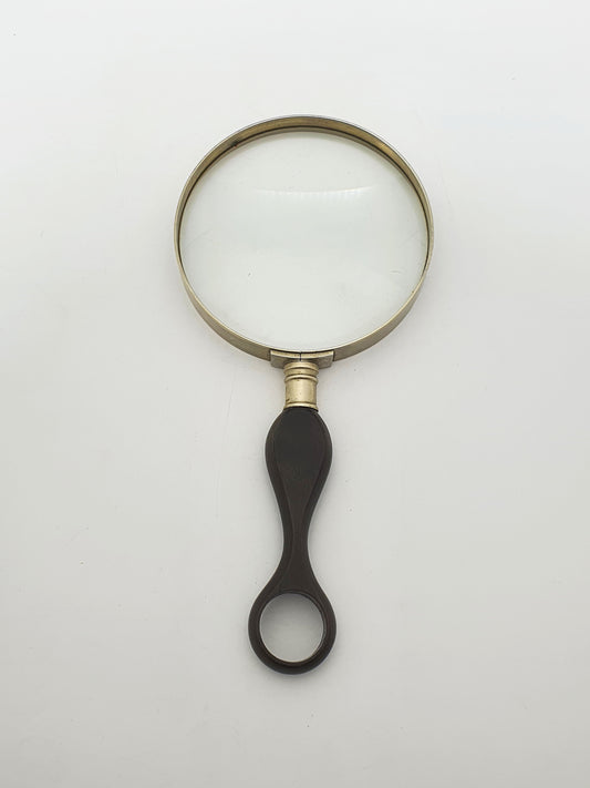 Large Antique Victorian Magnifying Glass With Shaped Horn Handle – circa 1880