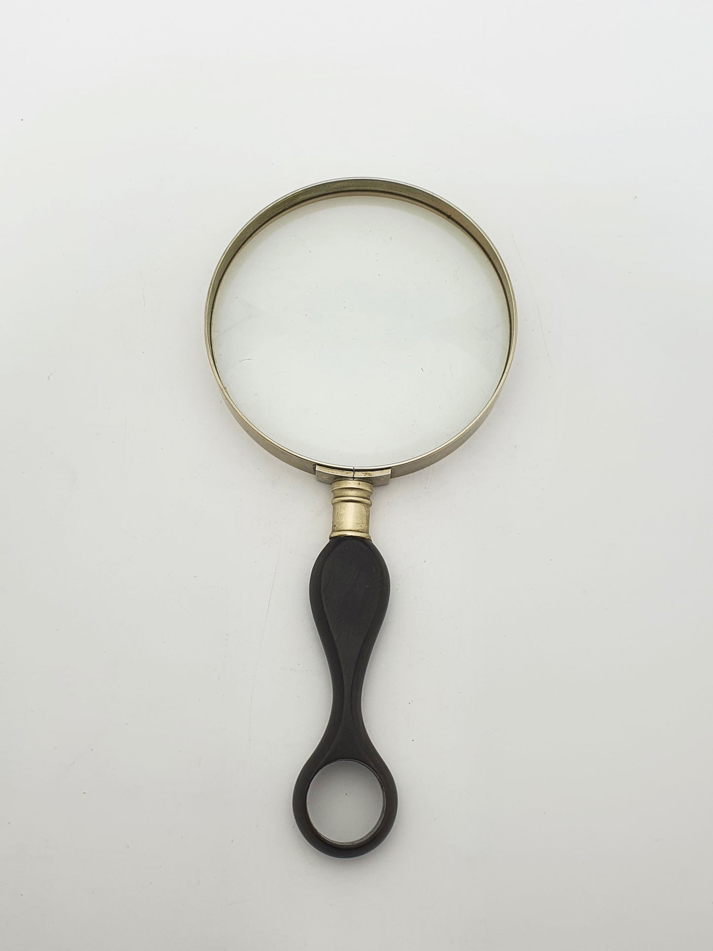 Large Antique Victorian Magnifying Glass With Shaped Horn Handle – circa 1880