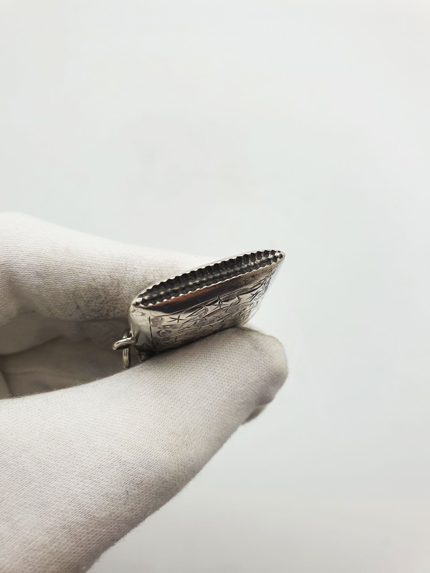 Antique Edwardian Sterling Silver Engraved Vesta Case - 1910