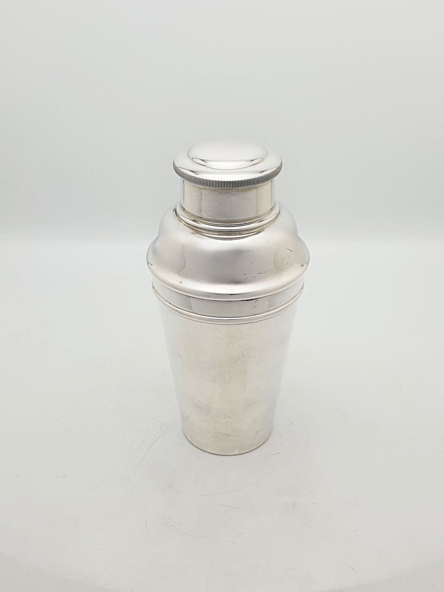 Art Deco Silver Plated Cocktail Shaker With Built-In Ice Breaker – circa 1925