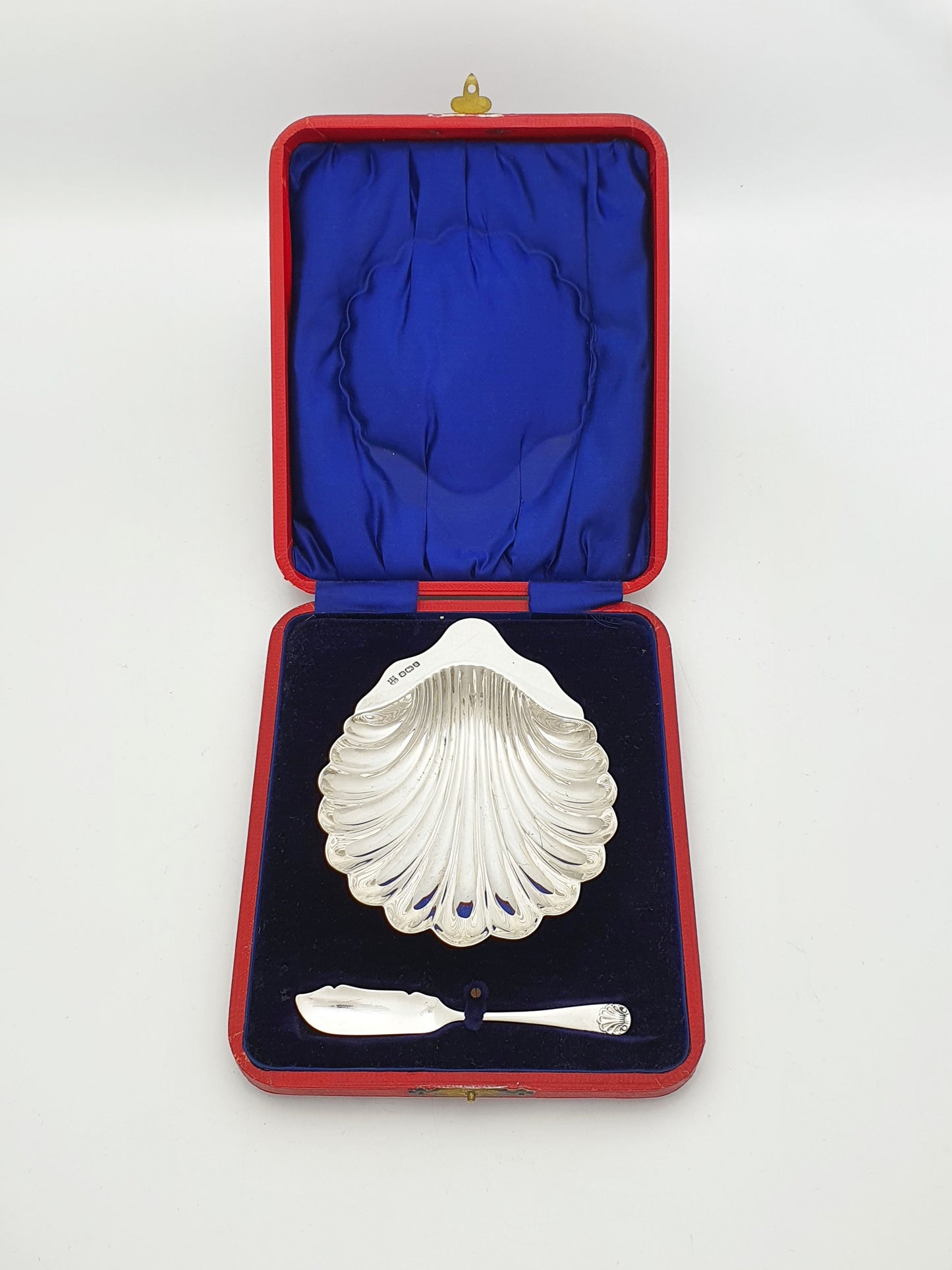 Lovely Antique Edwardian Sterling Silver Shell Butter Dish - 1910