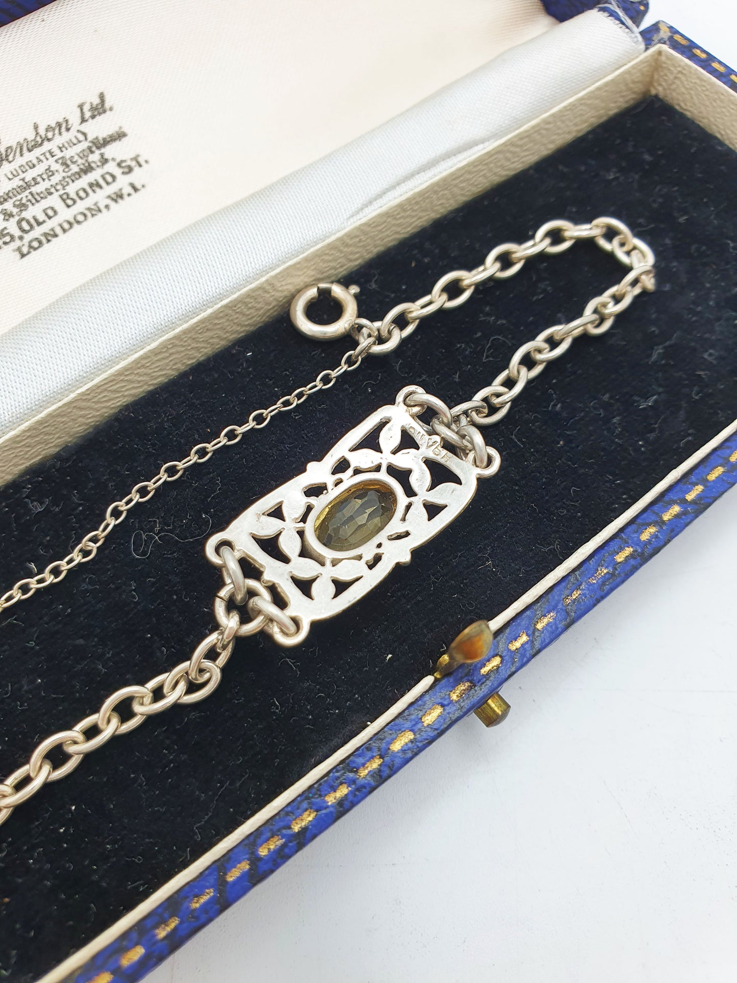 Art Nouveau Style Silver Bracelet With Oval Yellow Citrine – circa 1920