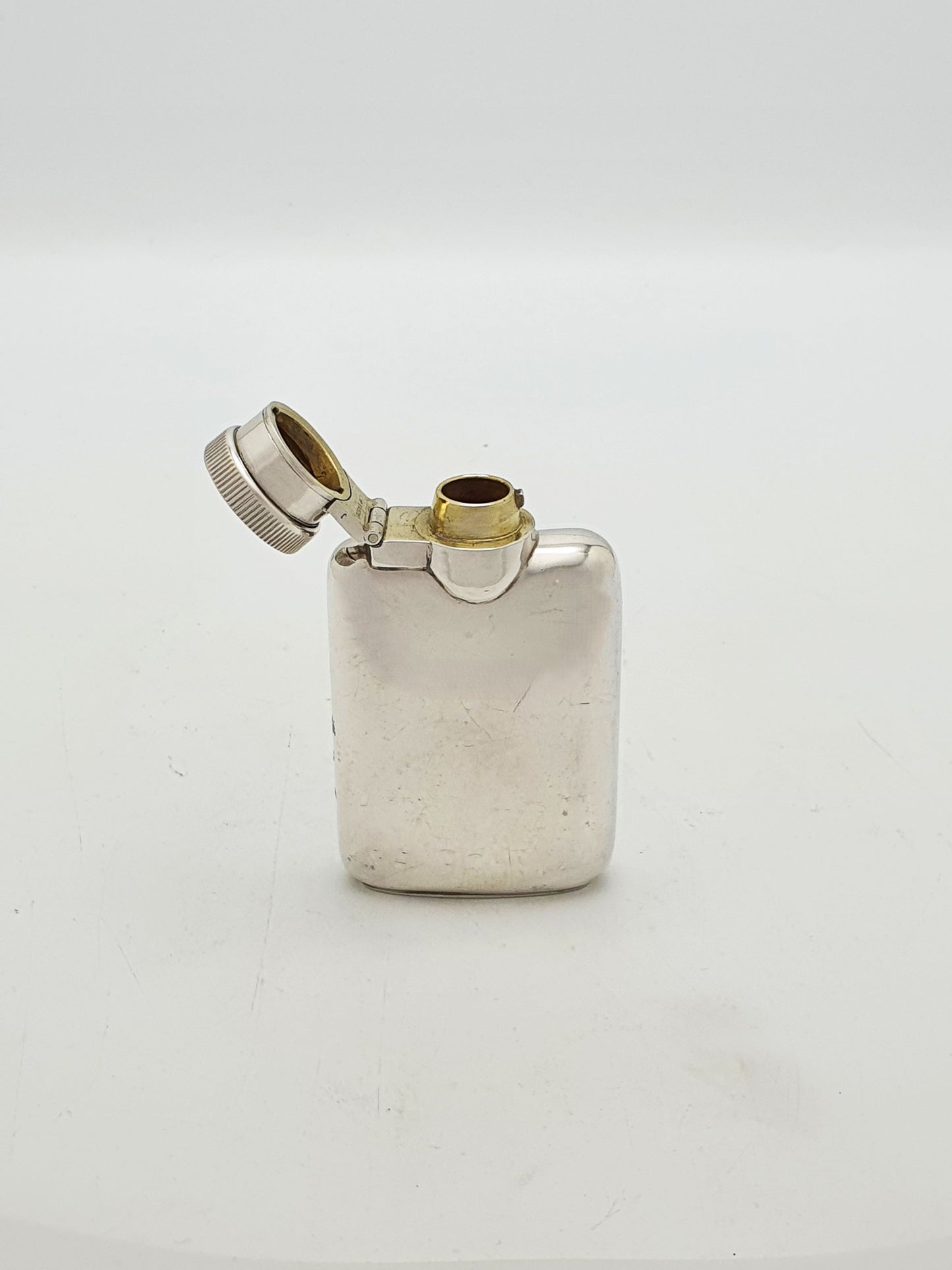 Nice Small Art Deco Sterling Silver Hip Flask With Bayonet Cap – 1930