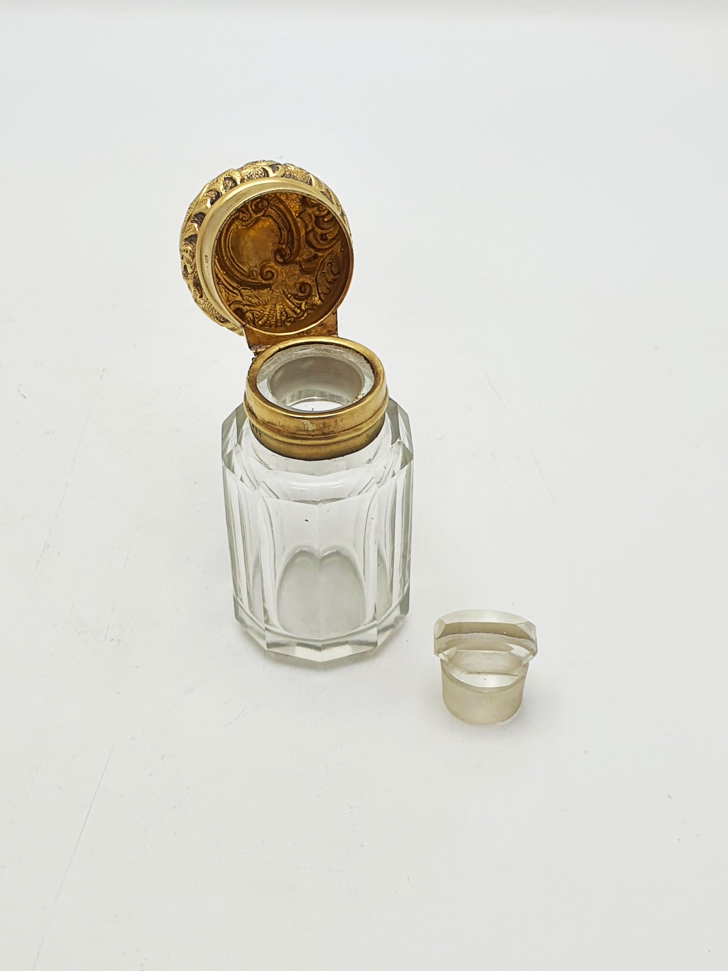 Antique Victorian Gilt Sterling Silver Mounted Cut Glass Scent Bottle - London, 1891