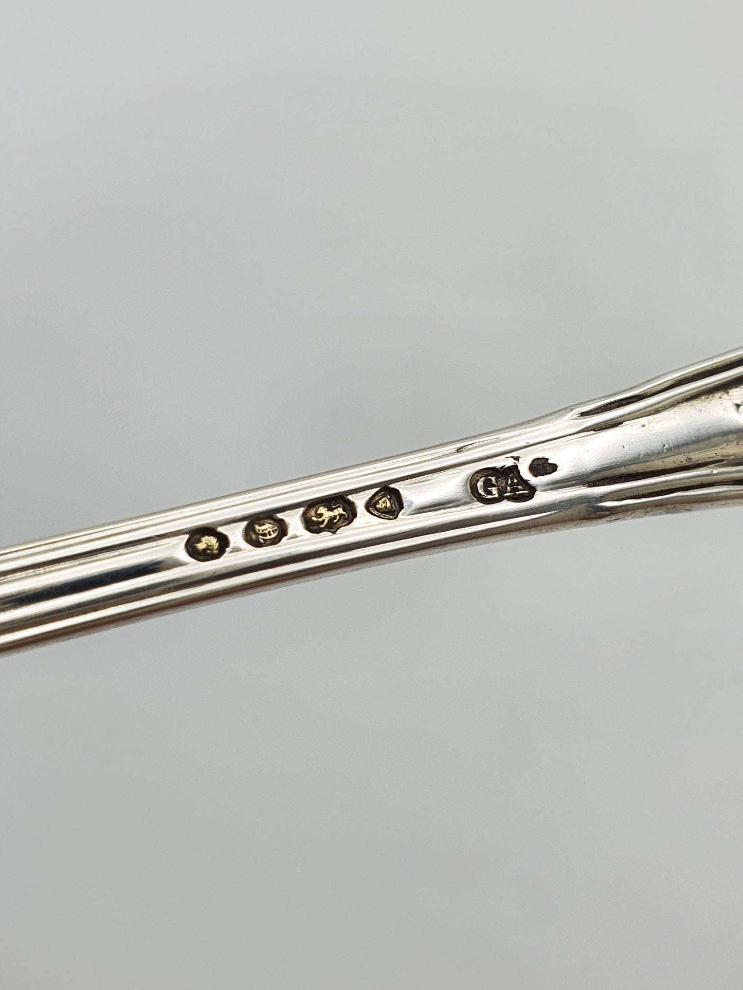 Antique Victorian Sterling Silver Kings Pattern Condiment Spoon – London, 1848