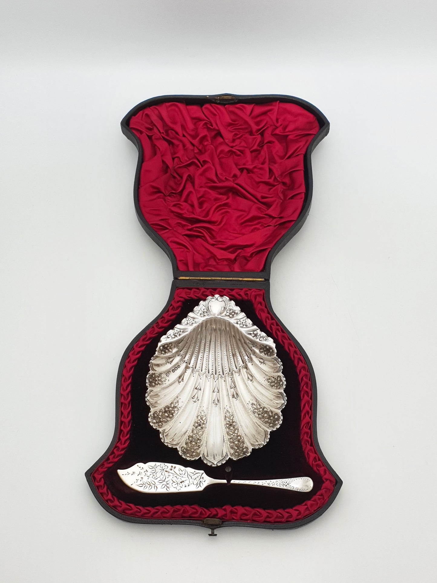Stunning Antique Victorian Sterling Silver Shell Butter Dish And Spreader - 1894