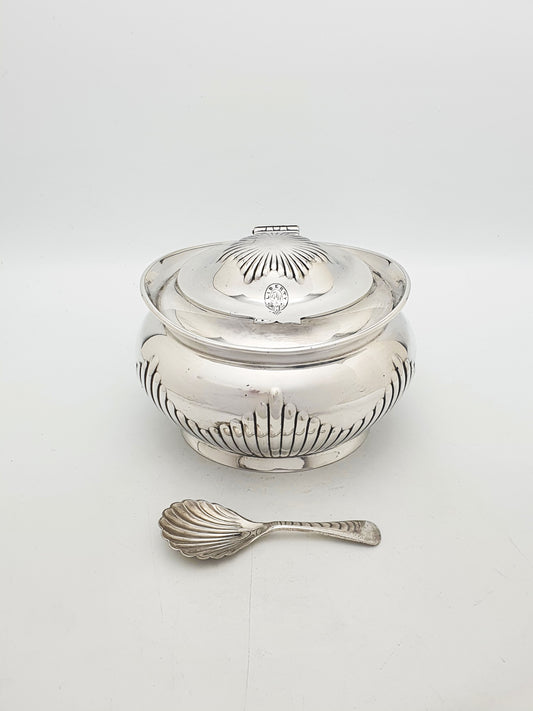 Antique Elkington Silver Plated Tea Caddy With Shell Caddy Spoon - 1908