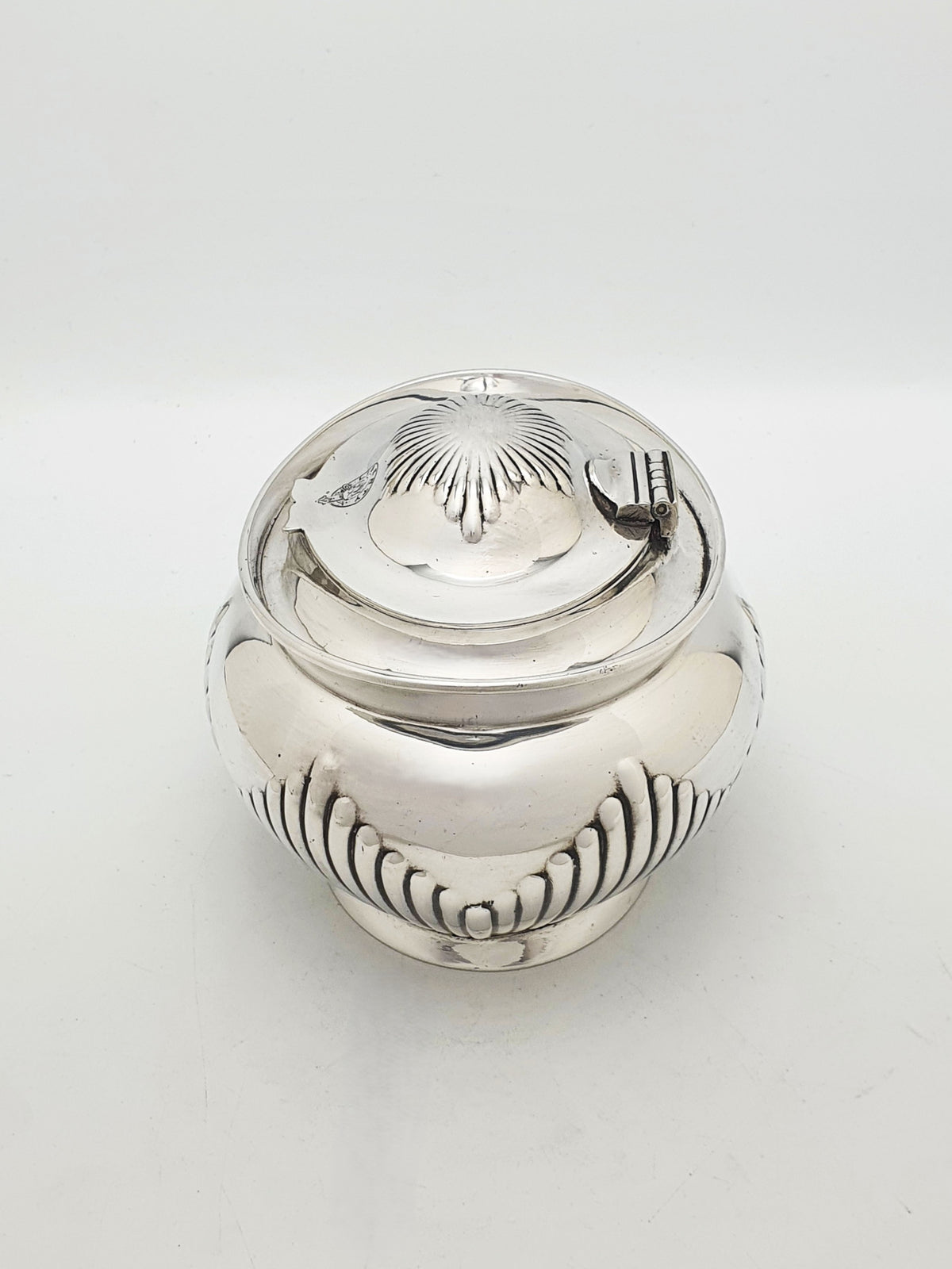 Antique Elkington Silver Plated Tea Caddy With Shell Caddy Spoon - 1908
