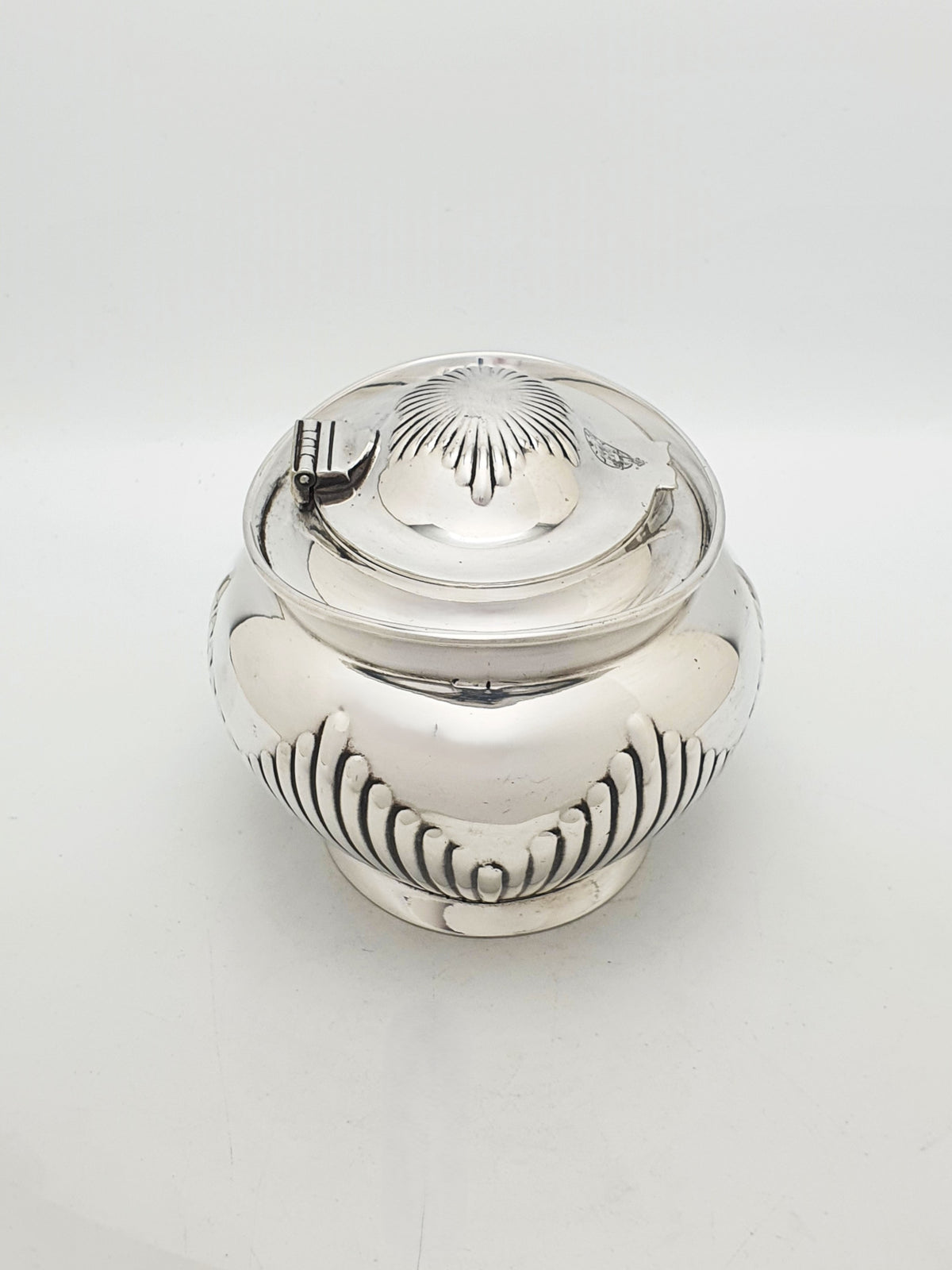 Antique Elkington Silver Plated Tea Caddy With Shell Caddy Spoon - 1908