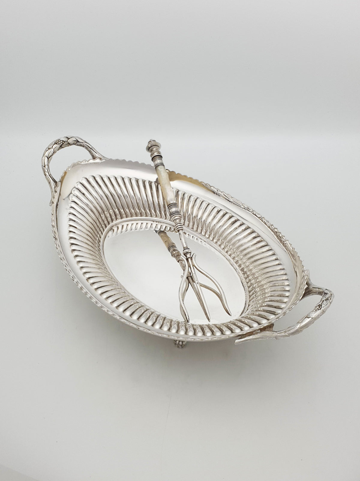 Antique Walker & Hall Silver Plated Bread Basket With Mother Of Pearl Fork – circa 1905