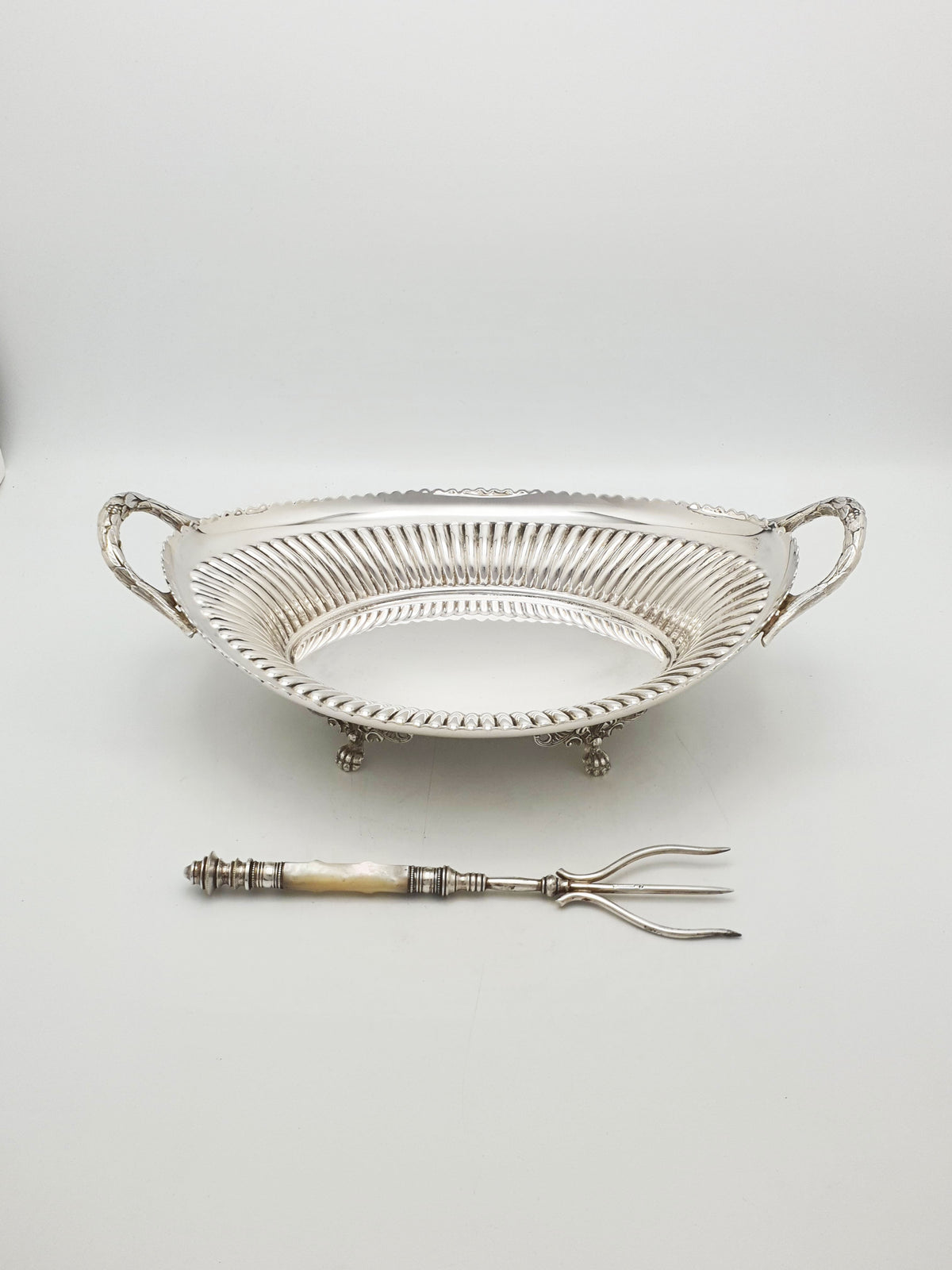Antique Walker & Hall Silver Plated Bread Basket With Mother Of Pearl Fork – circa 1905