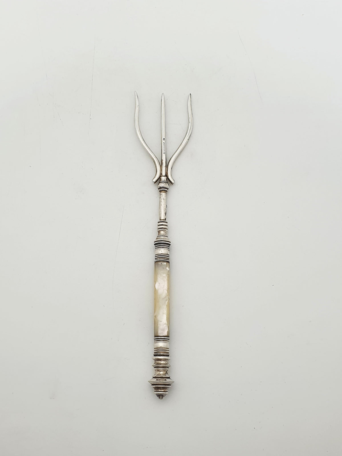 Antique Walker & Hall Silver Plated Bread Basket With Mother Of Pearl Fork – circa 1905