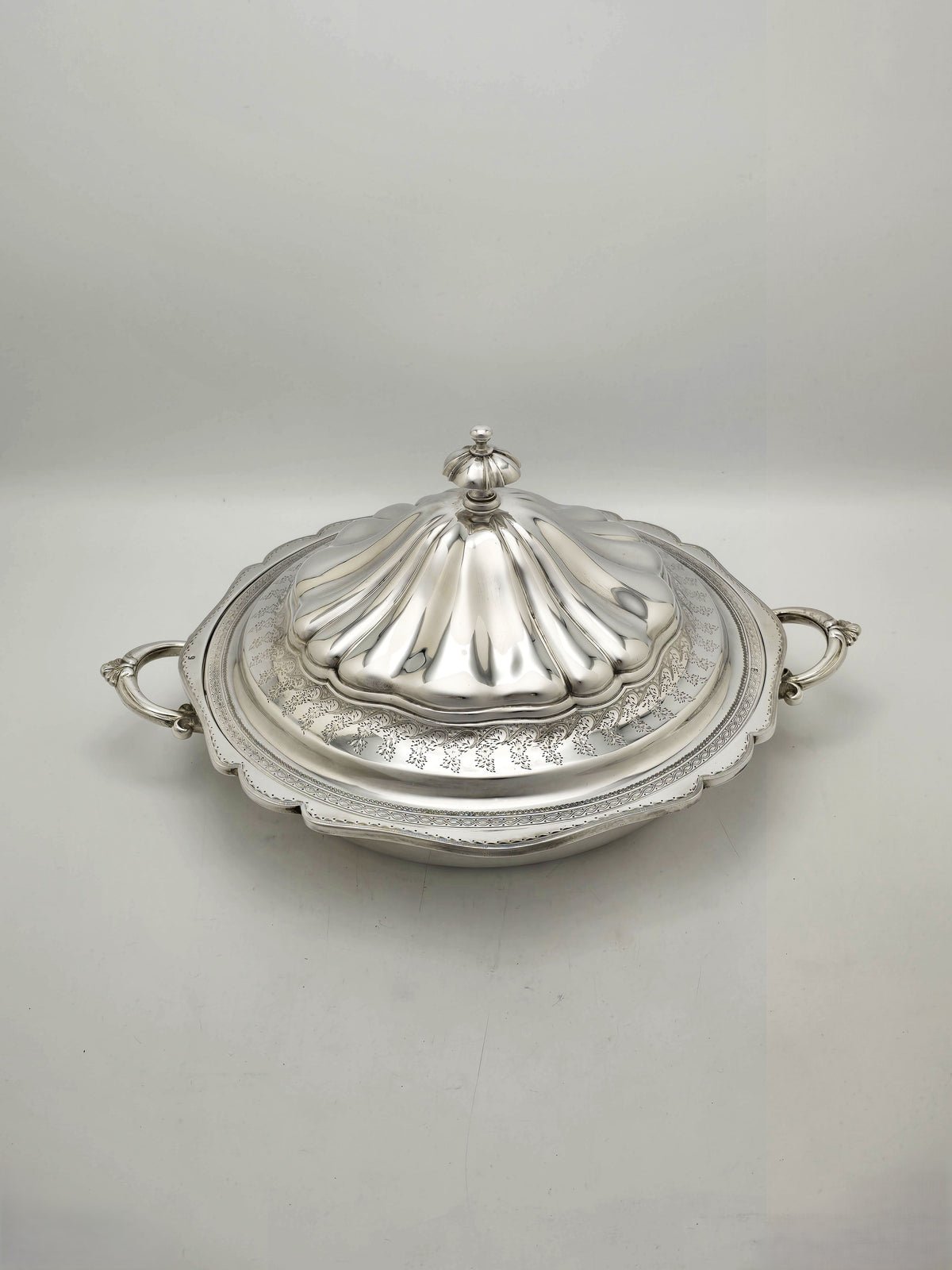 Antique Victorian Silver Plated Large Circular Tureen – circa 1890