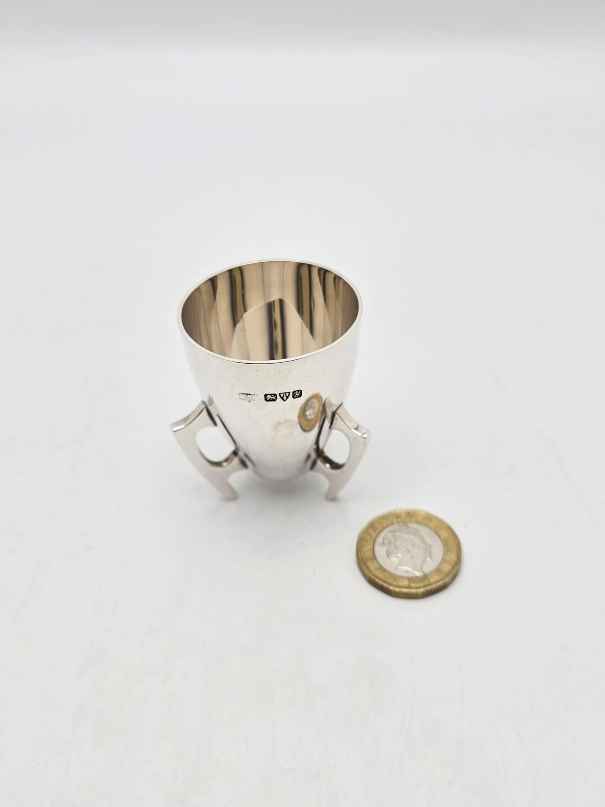 Unusual Art Deco Sterling Silver Tripod Egg Cup – Chester, 1924