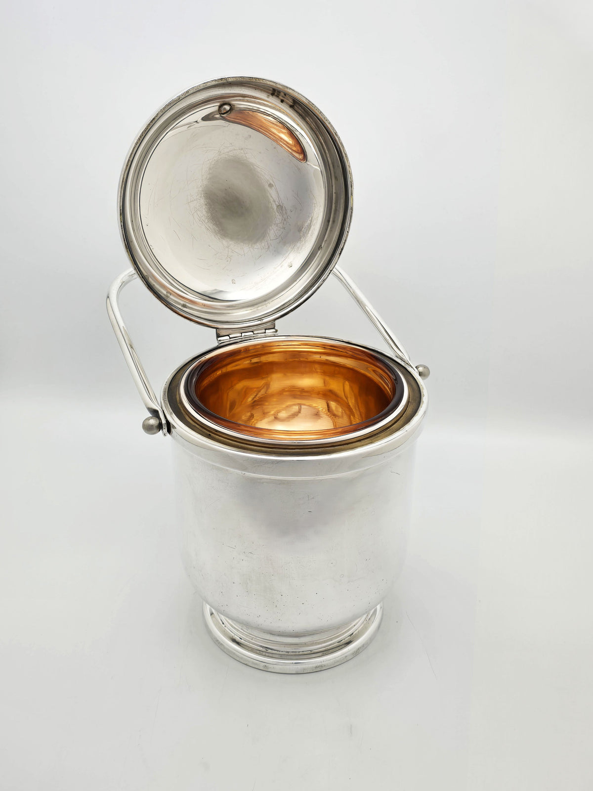 Vintage Silver Plated Ice Bucket with Amber Glass Liner and Hinged Lid – circa 1960