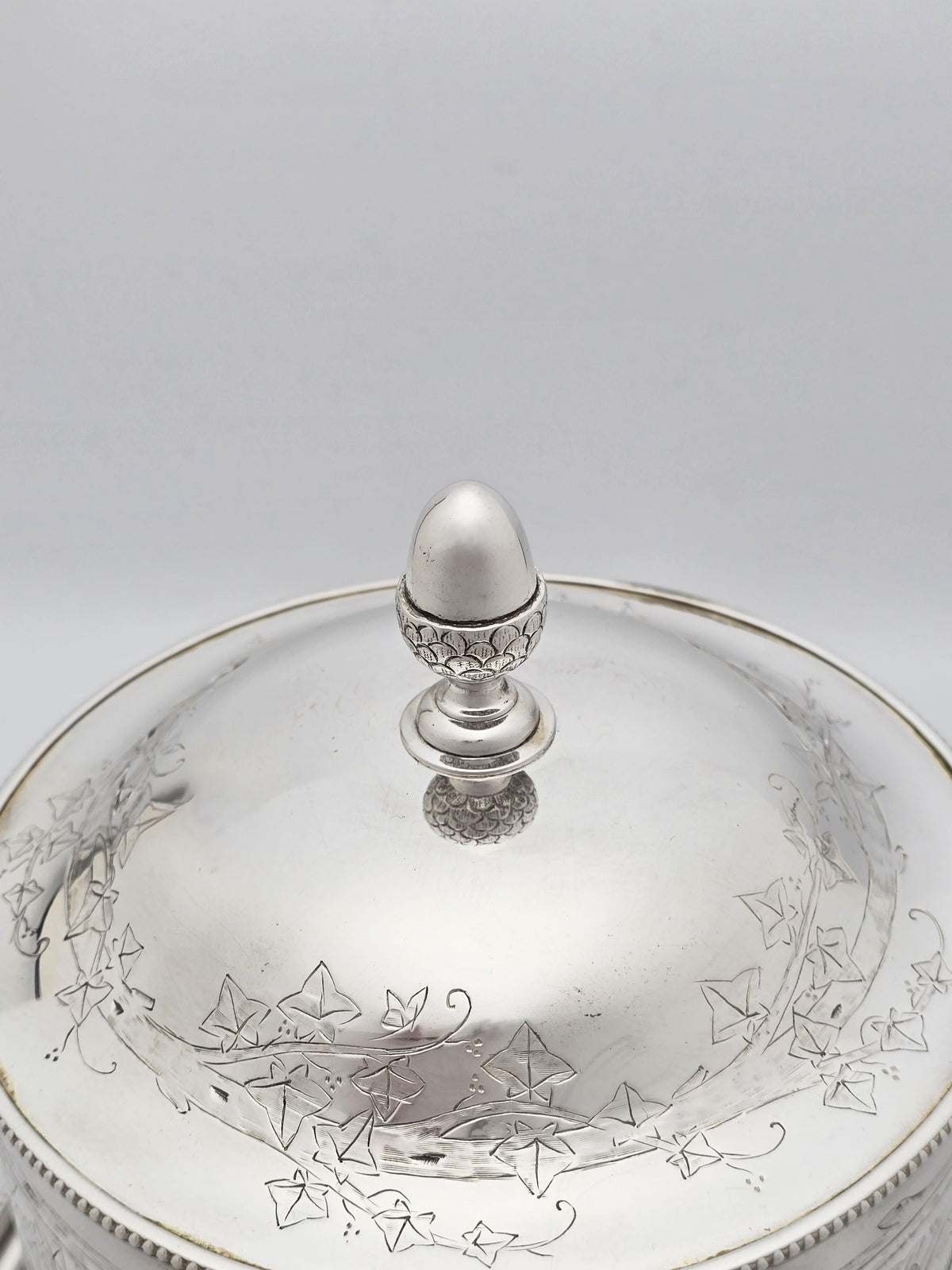 Antique Victorian Silver Plated Engraved Ivy Biscuit Box circa 1880