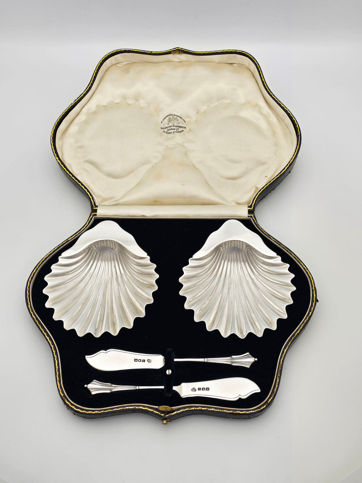 Antique Sterling Silver Shell Butter Dishes and Spreaders Boxed Set 1918