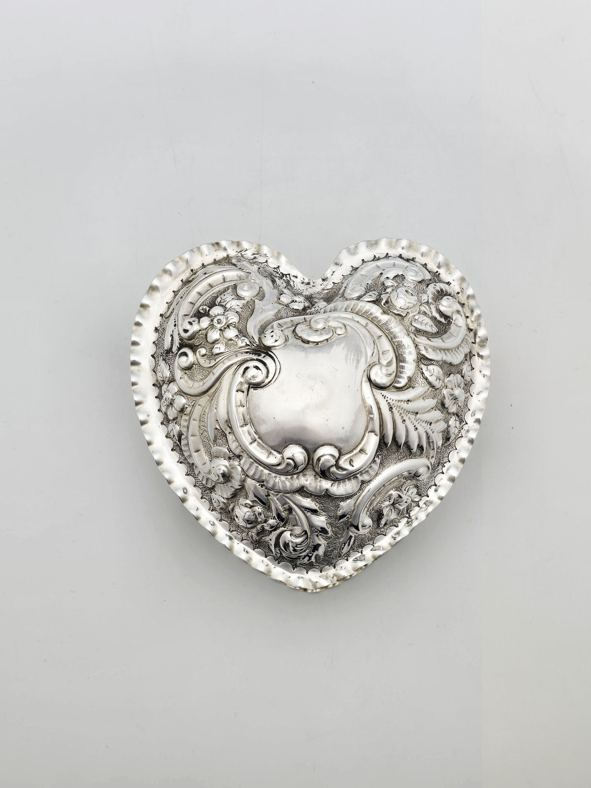 Antique Victorian Sterling Silver Heart Shaped Jewellery Box Birmingham 1893