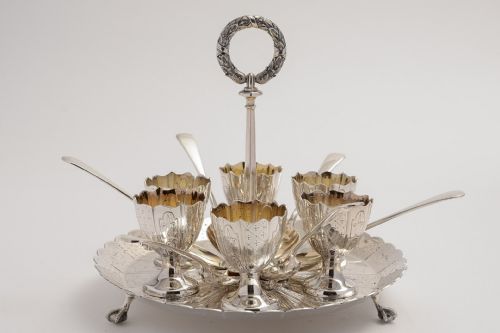 Fabulous Elkington Six Piece Silver Plate Egg Cruet Set