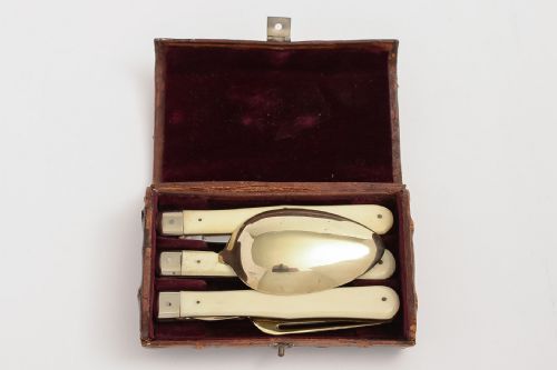 Victorian Leather Cased Gentleman's Travelling Cutlery Set