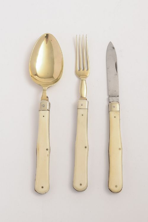 Victorian Leather Cased Gentleman's Travelling Cutlery Set