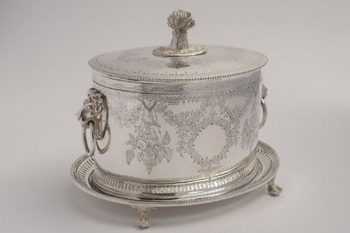 Gorgeous Victorian Oval Silver Plated Biscuit/Cookie Box