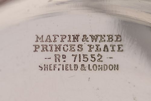 Fabulous Victorian Mappin & Webb Silver Plated & Hobnail Cut Glass Water Jug with Interior Cooler