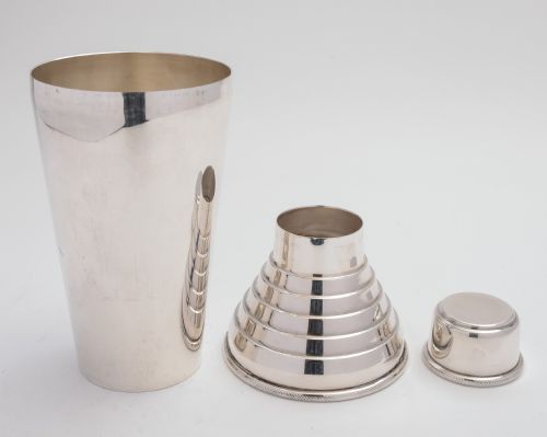 Fabulous silver plated Art Deco Cocktail Shaker by Hukin & Heath