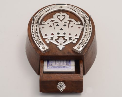 Lovely Victorian Horse shoe shaped cribbage board by Daniel & Arter