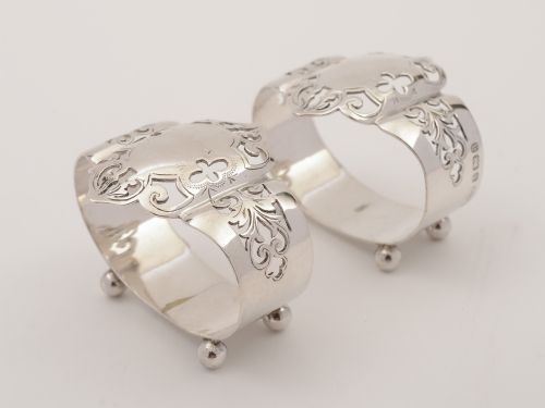 Cased Pair of Silver Napkin Rings Hallmarked Birmingham 1900