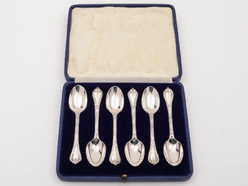 Set of 6 Early Victorian Large Teaspoons