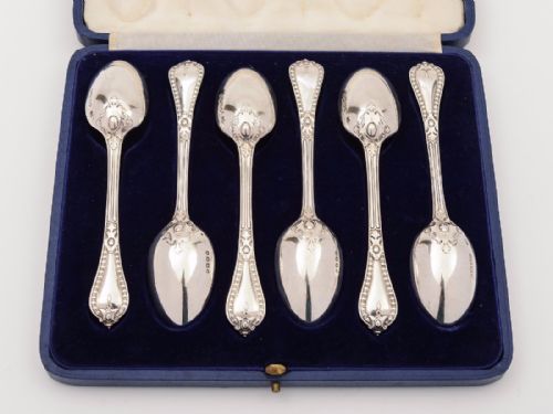 Set of 6 Early Victorian Large Teaspoons