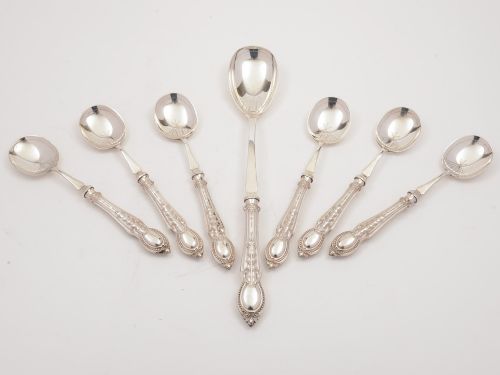 Set of 7 Silver Handled Fruit Spoons Hallmarked 1932