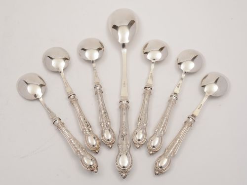 Set of 7 Silver Handled Fruit Spoons Hallmarked 1932