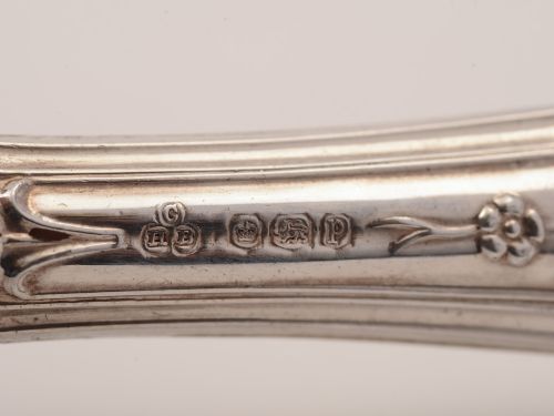 Set of 7 Silver Handled Fruit Spoons Hallmarked 1932
